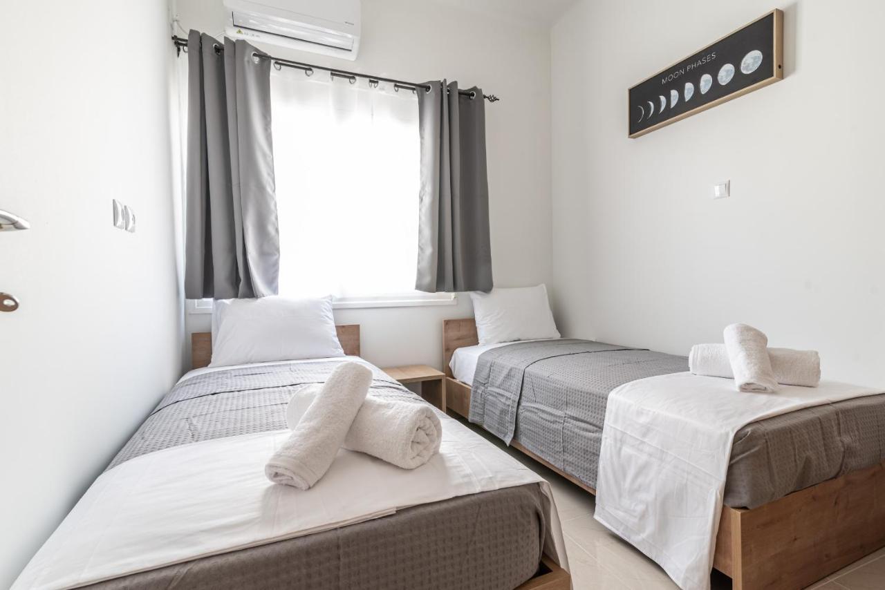 Blue Riviera Villas & Suites - Alimos 2 Афіни Екстер'єр фото