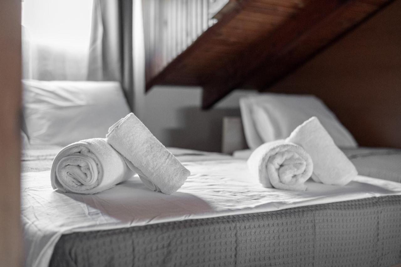 Blue Riviera Villas & Suites - Alimos 2 Афіни Екстер'єр фото